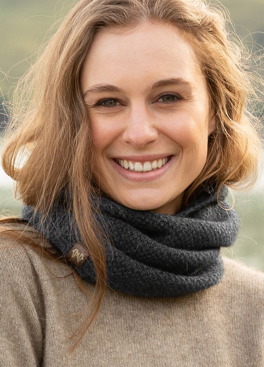 This fashion one piece neck warmer is knitted in a moss stitch. It can be worn scrunched down or folded down. Made from a blend of possum merino and available in one size only. Made in Christchurch, NZ by Noble Wilde.