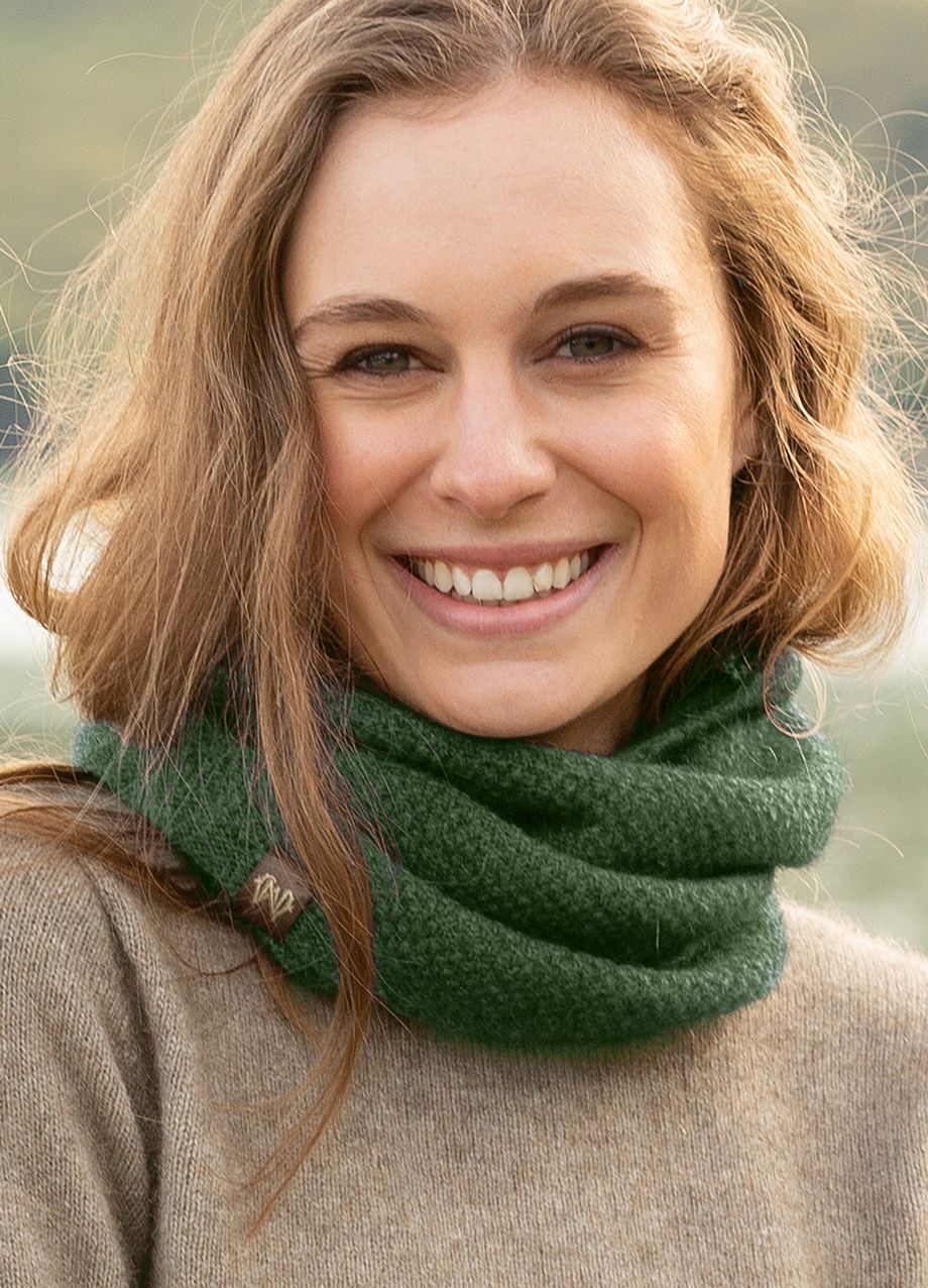 This fashion one piece neck warmer is knitted in a moss stitch. It can be worn scrunched down or folded down. Made from a blend of possum merino and available in one size only. Made in Christchurch, NZ by Noble Wilde.