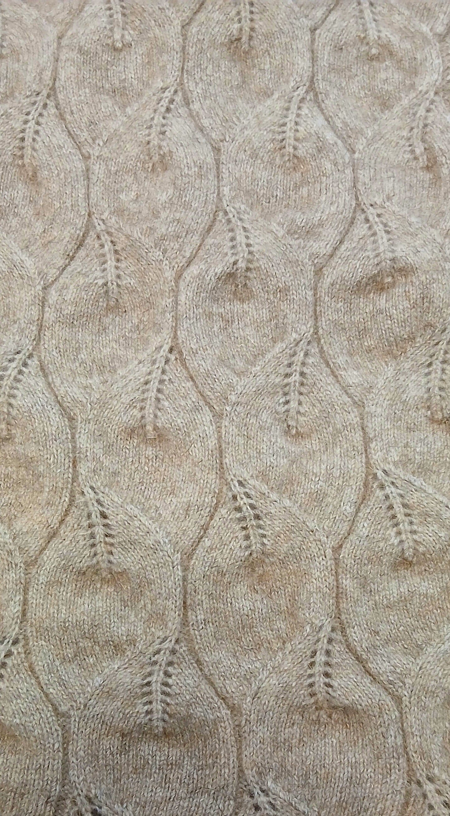 The Liz Leaf Design Blanket features a beautifully textured, cable-knit pattern, irresistibly warm, perfect for cozying up during cooler months or drape over a bed, chair or couch to add a touch of luxury. Made in NZ by Noble Wilde.