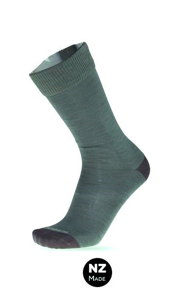 Classic comfort with a bold twist. The Merino Crew Comfort Top Sock for men features ultra-soft, breathable Merino wool and a gentle top for all-day wear—no pinching, no slipping. Finished with a striking contrast heel and toe, it’s where everyday comfort meets standout style. Thyme with Chocolate heels & toes from the Lifestyle Collection. Made in NZ by NZ Sock Co.