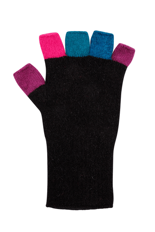 Luxury Blend multi-coloured fingerless gloves will be your new favourite this season. Available in a range of colours, so lovely you might just need more than one pair!! OSFM. Black.