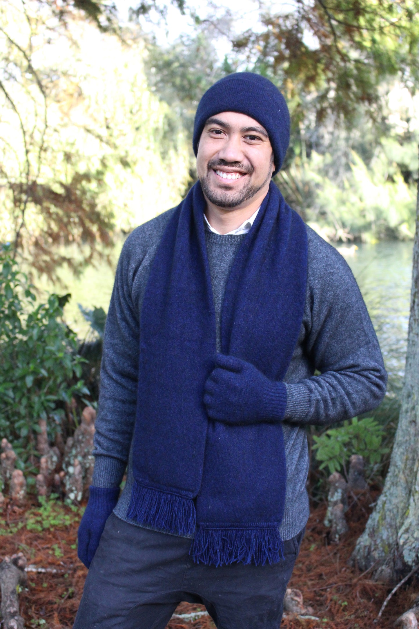 This double thickness scarf is made from possum merino blend and is approximately 17cm wide and 170cm long. Add another 7cm of fringing. Perfect winter wearing!! Made in NZ by Lothlorian.