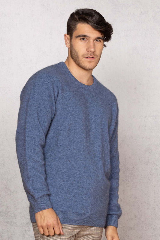 A must have core item for any wardrobe is the classic Cambridge Crew. A relaxed fit in single jersey, WholeGarment seamless construction. Made from a blend of possum merino and available sizes: S - 4XL. Made in Christchurch, NZ by Noble Wilde. Bahama,