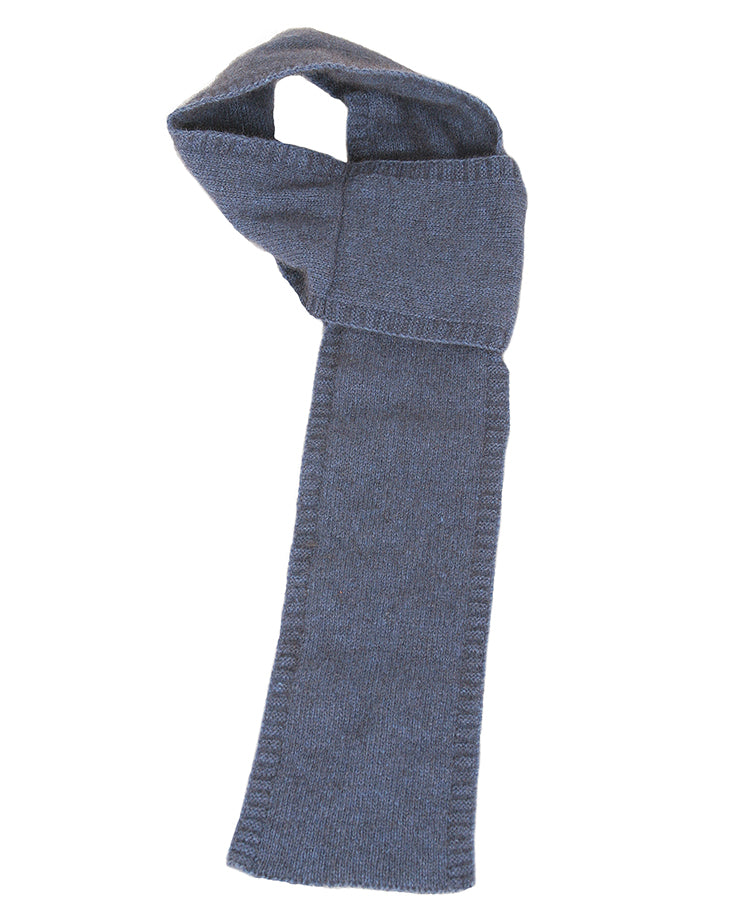 A cute little double thickness scarf using whole garment technology to create an integrated loop. Approx 14cm wide x 94cm long. Made in NZ by Lothlorian. Light Blue.