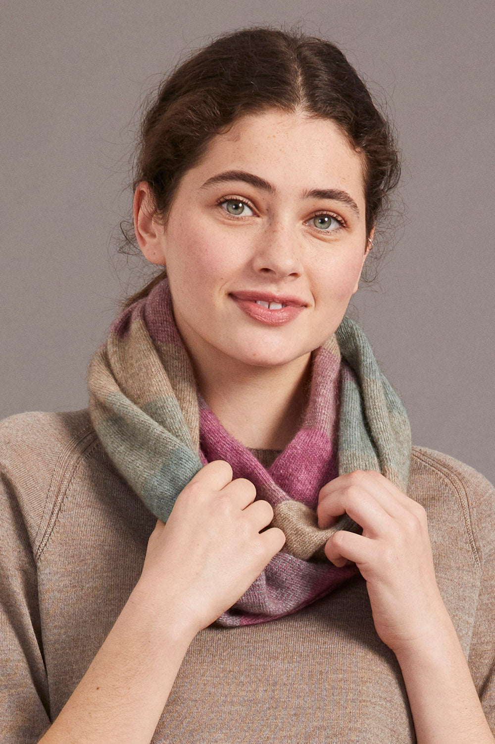 Undoubtedly a star in this season's range for McDonald! These incredibly beautiful & versatile snoods are made with the finest Possum Merino and Mulberry Silk blend in New Zealand. Warm, cosy, light and six gorgeous colourways to choose from. Spoilt for choice! Hygrangea.