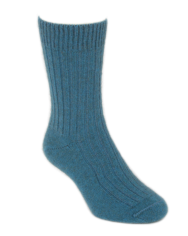 The casual rib socks are so comfy and warm. They are a mid-calf length and are available in S, M & L. Made in NZ by Lothlorian. Teal.