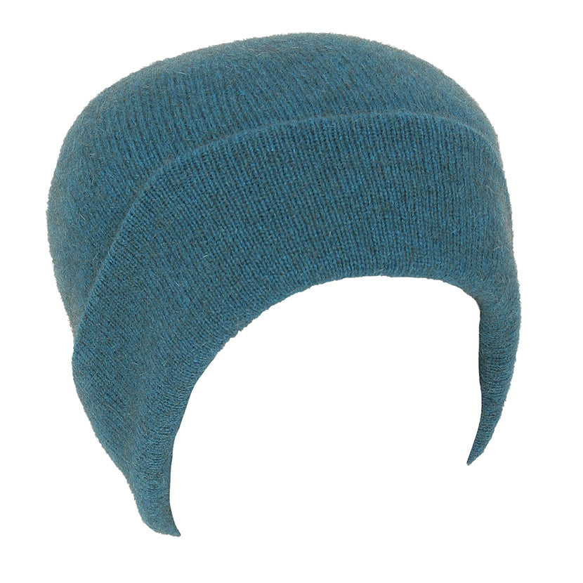 A double thickness beanie with a turn back. For a slouchier look roll down the turn back. Super warm in lots of colours. Made in NZ by Lothlorian. Teal.