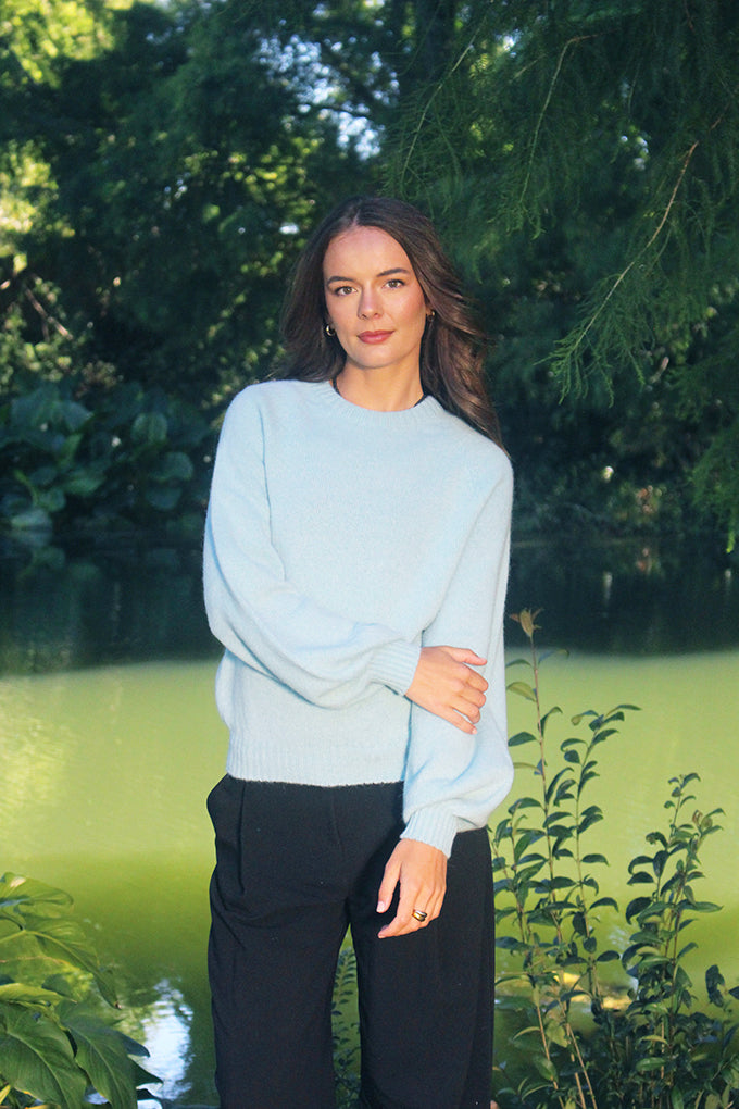 A modern take on a classic crew. These gorgeous jumpers are a shorter length with a raglan sleeve and a slight balloon at wrist. Ribbed at the neck, cuffs and lower bands they are made from100% Alpaca. Available in Aqua and natural. Sizes S-XXL. Made by Lothlorian of NZ.