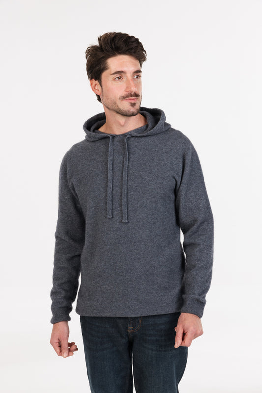 A classic fit crew neck hoodie with tonal draw cords. Made from a possum merino blend it is perfect for everyday wear. Although it is a men's hoodie, the ladies have been buying this too. Made here in NZ by Native World.