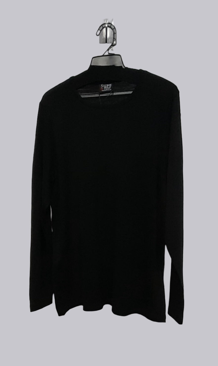 This relaxed style Crew Neck is made from 100% merino wool, known for its high quality and softness. Can be worn all year-round as a base, mid or outer layer. A fantastic addition to any wardrobe! Sizes S - XL.