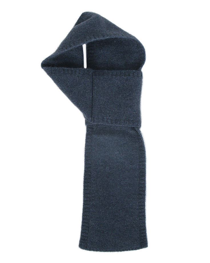 A cute little double thickness scarf using whole garment technology to create an integrated loop. Approx 14cm wide x 94cm long. Made in NZ by Lothlorian. Denim.