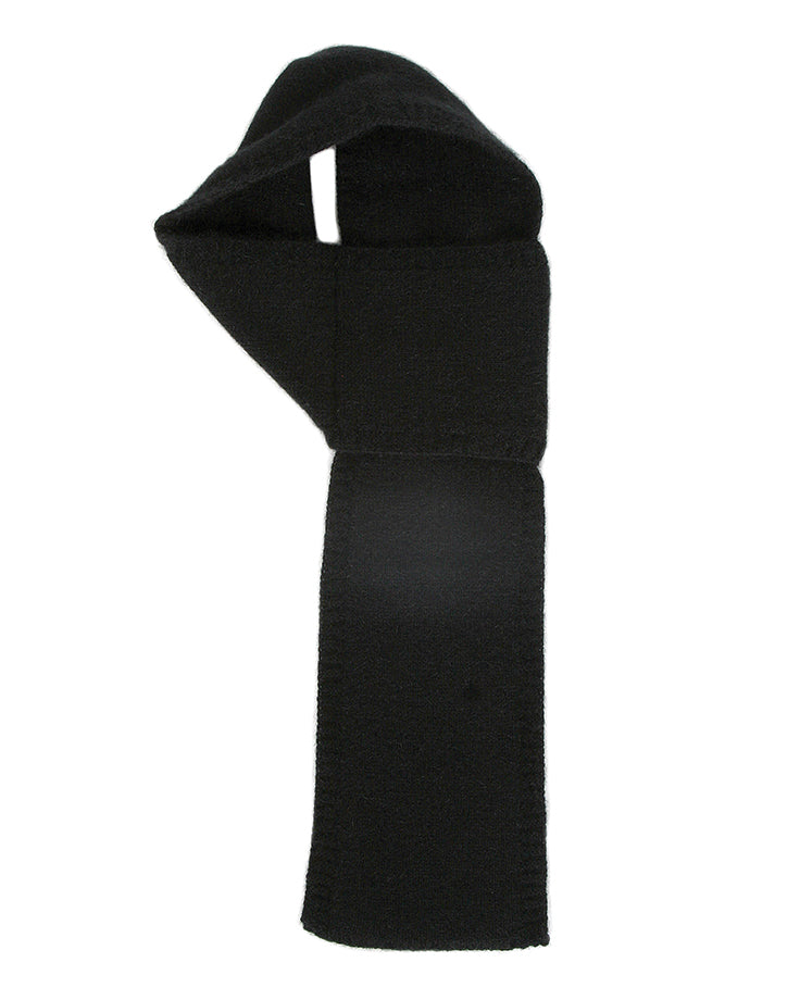 A cute little double thickness scarf using whole garment technology to create an integrated loop. Approx 14cm wide x 94cm long. Made in NZ by Lothlorian. Black.